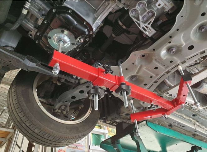 Hovedbilde Universal motorstøtte 3996-WW
