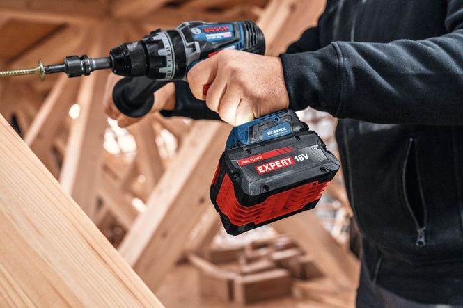 Hovedbilde Bosch startersett 18V 2x8Ah Expert Exal 18V-160