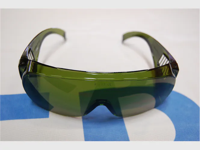 Hovedbilde Univet 520 sveisebrille DIN3 pc linse
