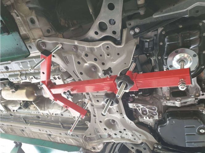 Hovedbilde Universal motorstøtte 3996-WW
