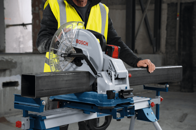 Hovedbilde Bosch metallkappsag GCD 18V-355