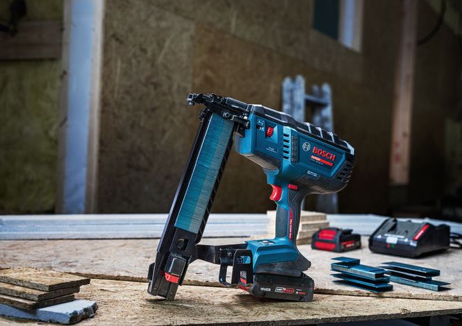 Hovedbilde Bosch Krampepistol Expert EXTH18V-50M Solo L-Boxx
