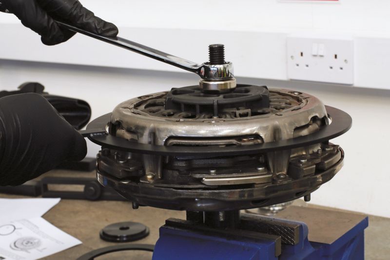 Dobbelt clutch-monteringssett - for Ford Powershift 8035